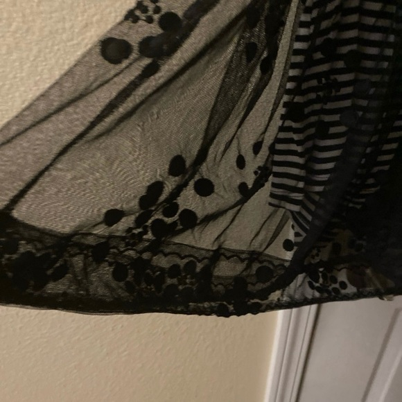 Blouse by Arden B - Picture 3 of 7